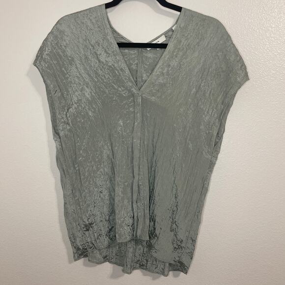 Vince Tops - VINCE V-Neck Blouse Size S **See Description**